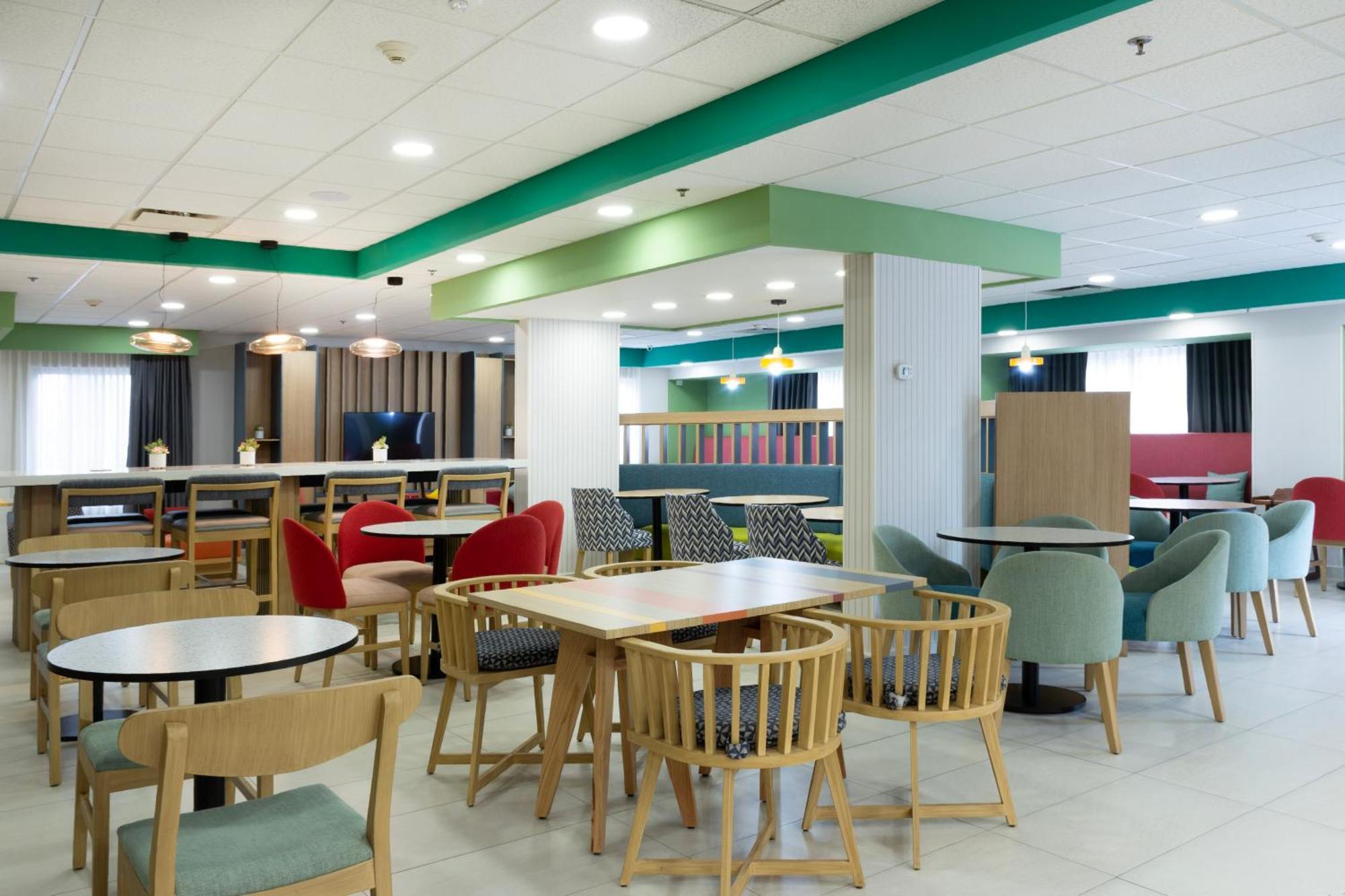 Hampton By Hilton Saltillo Zona Aeropuerto Exterior photo