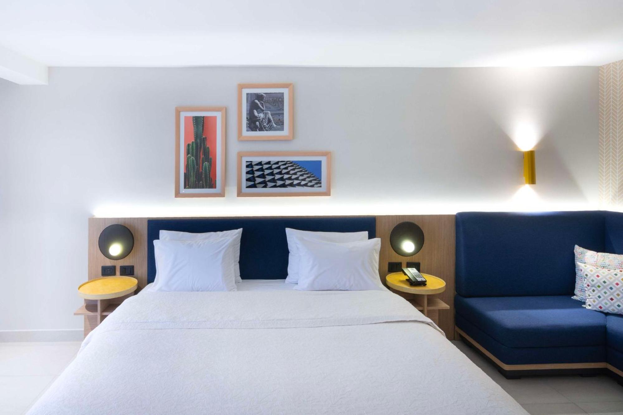 Hampton By Hilton Saltillo Zona Aeropuerto Exterior photo